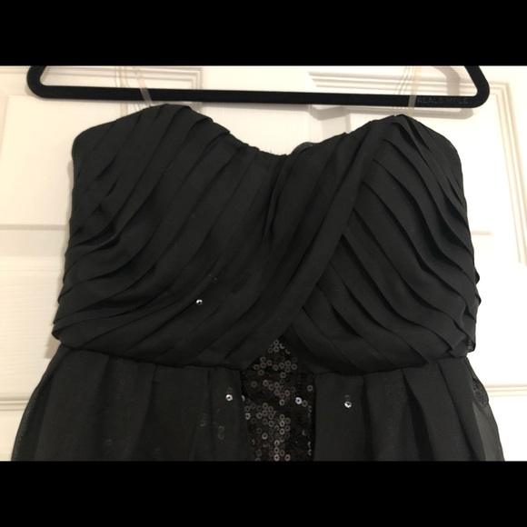 Sequence Strapless Dress - Picture 3 of 4